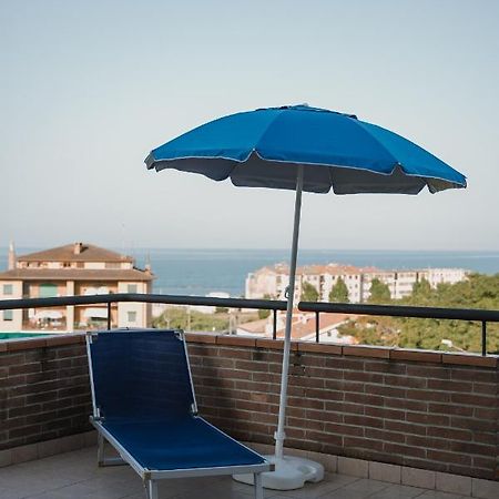 Apartamento Stella Di Mare Marina di San Vito Exterior foto